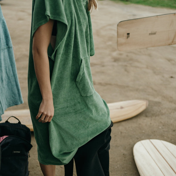 Poncho en tissu éponge | Poncho de surf en coton biologique Hover