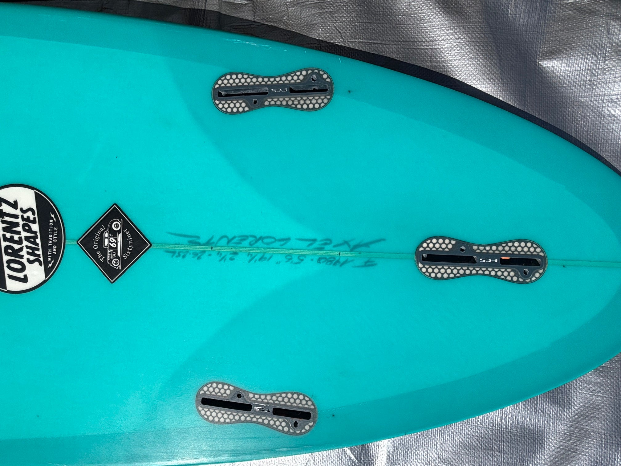 Shortboard 5'6" Pukas