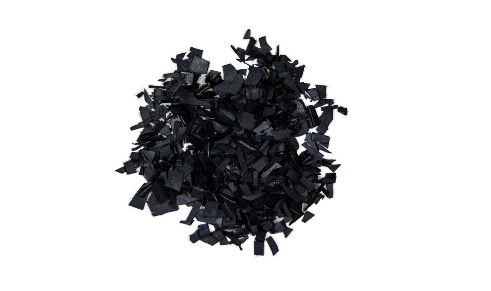 Sohlengummi in Kleinteile zerteilt und gehäuft